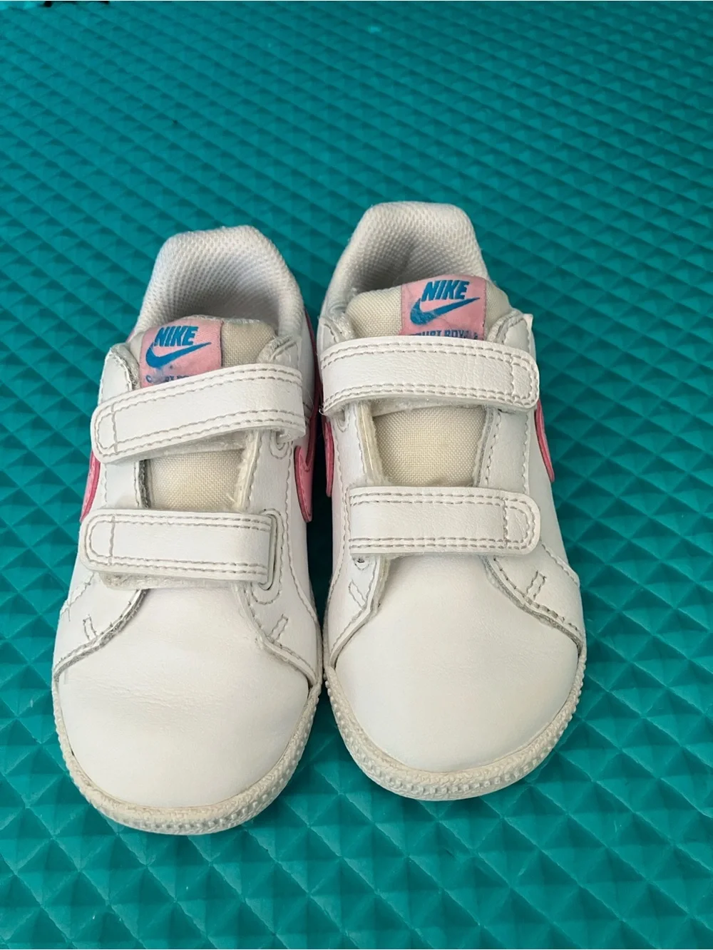 NIKE Toddler Girls Court Royale White Leather Sneakers | 7